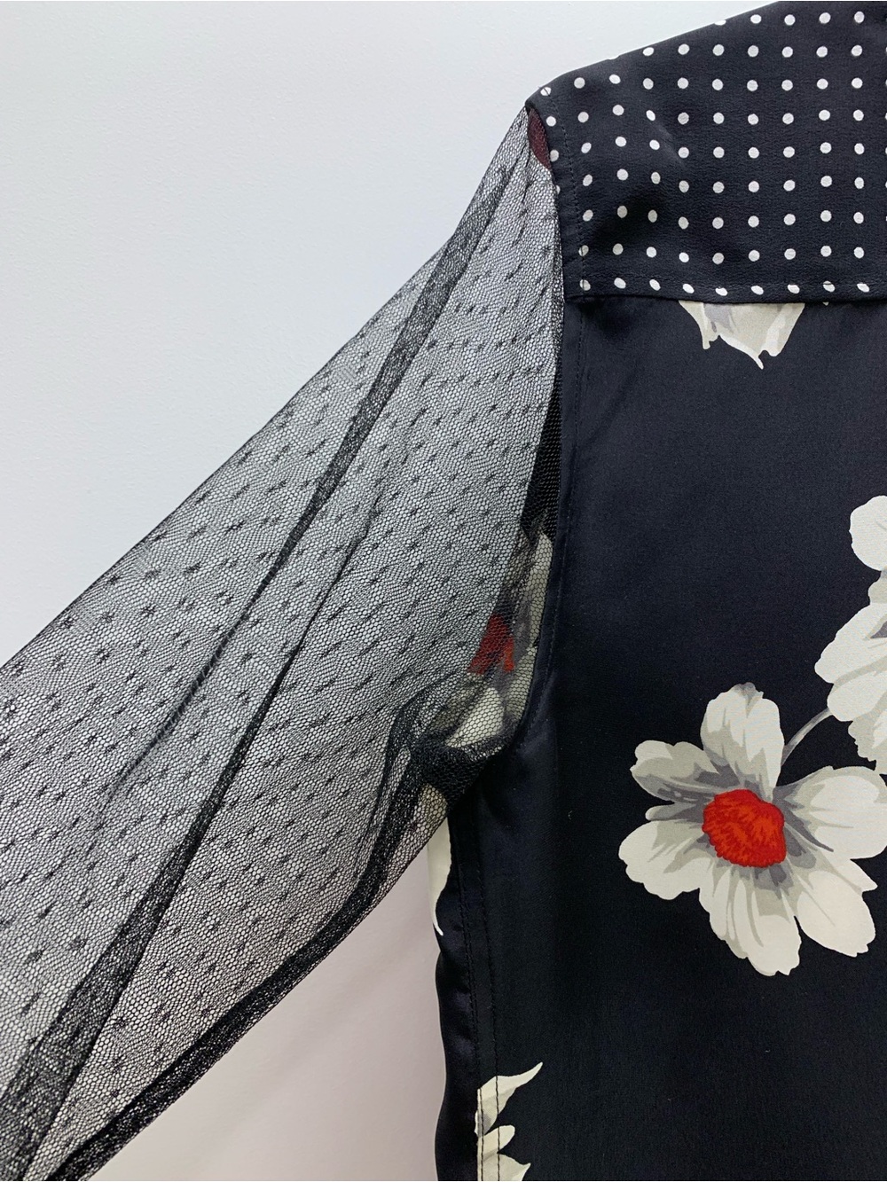 Equipment Black and White Polka Dot Blouse 100% silk, size S - Picture 8 of 8